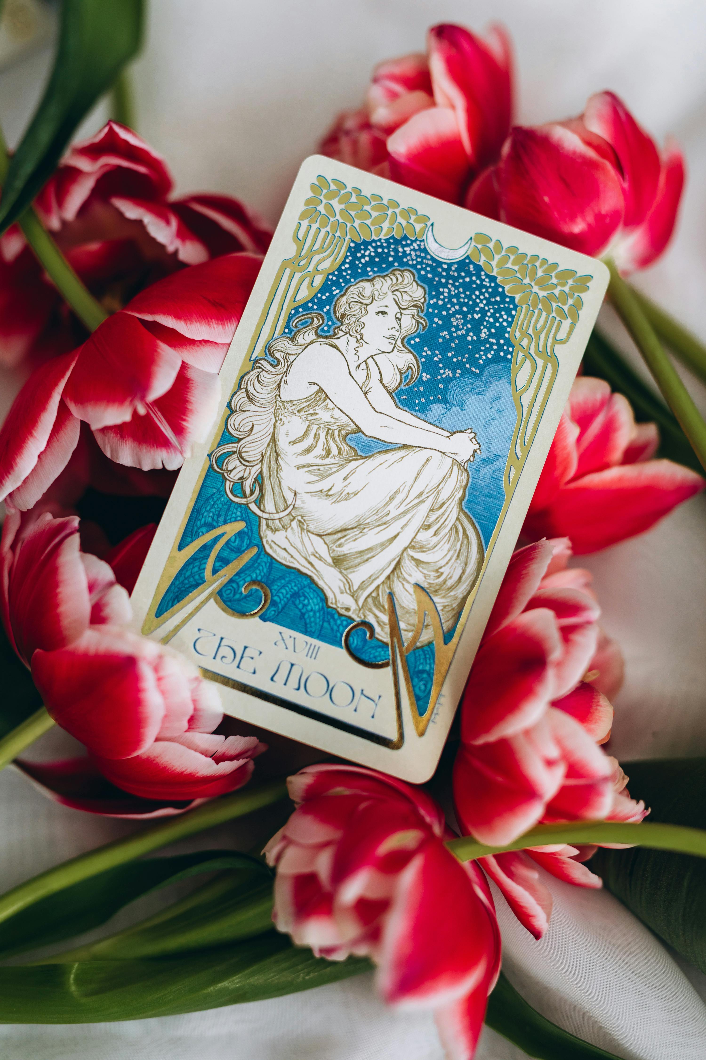 tarot-marseille-romael-voyance-gratuite